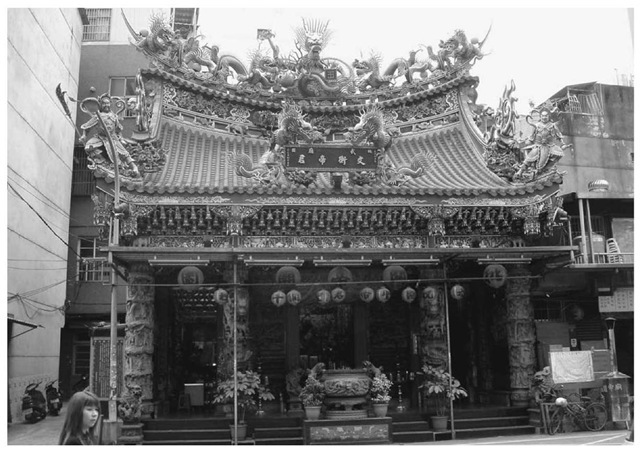 Temple to the popular Chinese deity Guan Gong, Taipei, Taiwan (Institute for the Study of American Religion, Santa Barbara, California)